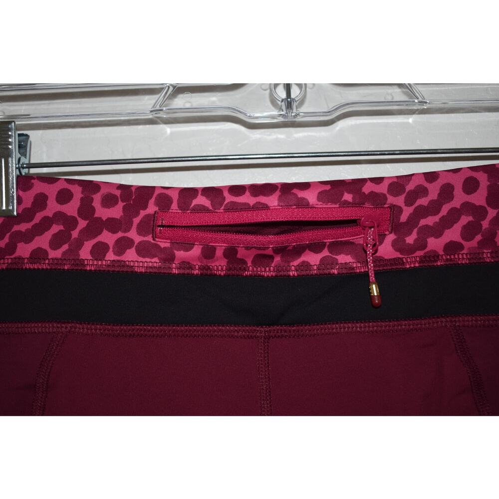 Lululemon Burgendy Crop Legging with Leopard Top Size 8 - Picture 8 of 9